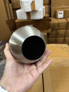 Venta al por mayor Funeral Latón Metal Mini Peltre Golden Odyssey Paw Pet Cremación Urnas para cenizas de mascotas - Product Image 2