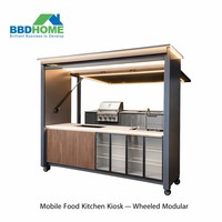 Kiosque de cuisine mobile modulaire d'extérieur sur roues en acier inoxydable avec évier, cuisinière et stockage réfrigéré