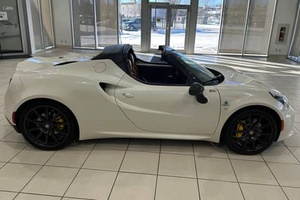 AL-FA ROMEO 4C SPIDER 2016 - Product Image 4