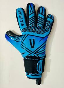 Personnalisable en cuir Premium Goalkeeper GlovesDurable caoutchouc matériel divers extérieur - Product Image 4