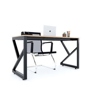 Escritorio de Madera Contrachapada Kconcept HBKC029 de 140x60cm con Patas de Hierro, Ajustable y Extensible para Uso en Escuelas, Hoteles o Salas de Estar - Product Image 4