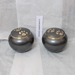 Urna Funeraria para Mascotas con Grabado de Huella Dorada |   Urnas Funerarias de Metal para Mascotas al por Mayor - Product Image 1