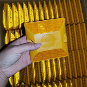 Nhựa đường đường cao tốc lớn lên vỉa hè đánh dấu phản chiếu đường Stud phản xạ vỉa hè đường phố và nhựa đường Stud đánh dấu - Product Image 4