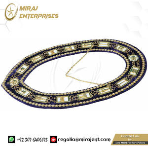 Collar de cadena dorada Forro rojo Respaldo-(Juego de 2) Masonic Regalia Royal Arch Master Mason Collar de cadena de metal Dorado - Product Image 6