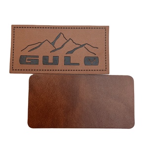 Écussons en cuir OEM pour vêtements, étiquettes personnalisées avec logo pour casquettes, vestes, sacs, fourniture de haute qualité - Product Image 1