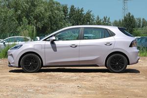 รถยนต์ไฟฟ้า SAIC MG 4 EV รุ่นปี 2026 ระยะทางวิ่ง 437 กม. รุ่นฟรีอิดิชั่น 5 ประตู 5 ที่นั่ง แบบแฮทช์แบ็ก ลดราคาพิเศษ - Product Image 4