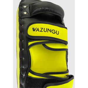 Escudo de patadas de material EVA y cuero resistente a impactos para BJJ y entrenamiento de boxeo estable y duradero - Product Image 4