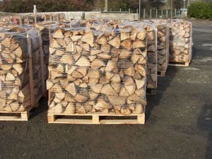 Bois de chauffage naturel pour poêle : chêne, bouleau et pin pour un chauffage écologique - Product Image 3