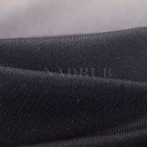 Vente en gros OEM survêtement à manches longues pour hommes survêtement d'entraînement de haute qualité pour hommes survêtement de gymnastique personnalisé - Product Image 4