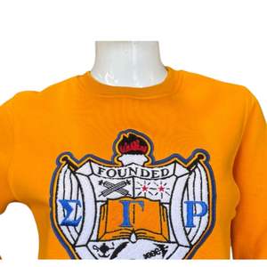 SGRho Shield Chenille sudadera suave Premium algodón cuello redondo bordado Sigma Gamma Rho Greek Sorority ropa para mujer - Product Image 3
