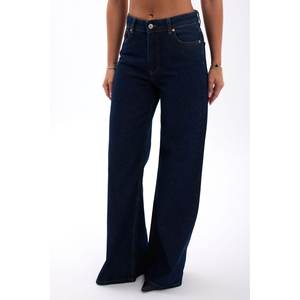 Pantalon en jean bleu marine taille haute à jambe large, délavé, avec un élément de mode épuré - Product Image 4