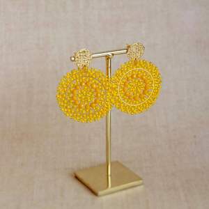 Boucles d'oreilles créoles faites à la main de qualité supérieure pour femmes et filles boucles d'oreilles en perles de verre tendance avec pierre de diamant - Product Image 3