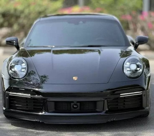 SUV 911 Turbo S Usado 2024 4.1L Volante a la Izquierda Cuero Calefactable Caja de Cambios Automática Llantas de Aleación R18 Navegación Pantalla Táctil Techo Solar Euro IV - Product Image 1