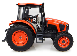 Kubota LA1153 Original Tractor 2010 Model <b>on</b> Sale Quick Attach Loader & Bucket with Engine for Farms No Known Issues - Product Image 3