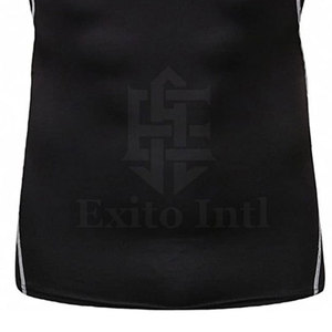 Rashguard MMA à manches longues, très demandé, couleur personnalisable, vêtement de compression respirant et à séchage rapide, idéal pour le fitness et les activités sportives. - Product Image 4