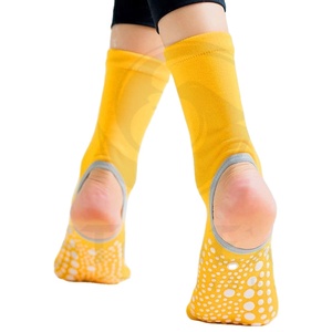 Custom High Quality Trends Pilates with <b>Grips</b> for Women Yoga <b>Socks</b> Barre <b>Socks</b> Non Slip <b>Socks</b> for Wholesale OEM Services - Product Image 1