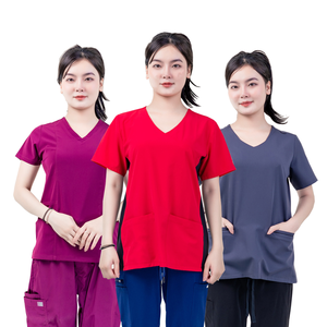 Sao Mai FMF gommages médicaux personnalisés OEM ODM uniformes hospitaliers avec logo et emballage personnalisés Fabricant du Vietnam - Product Image 6