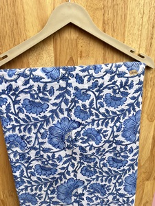 Manufacturer's Luxury Summer Wear Girls' Bags Curtains Beautifully Hand-block Printed 18-Yard Cotton Fabric Woven - Product Image 6