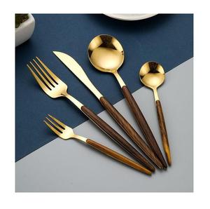 Design de luxe ensemble de couverts en métal en acier plaqué or ensemble de couverts avec manche en bois pour mariage restaurant fête - Product Image 1