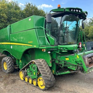 Moissonneuse-batteuse John Deere S680, qualité supérieure, modèles neufs et d'occasion prêts à la vente - Product Image 3