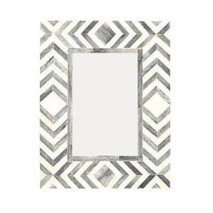 Fournisseur indien Incrustation de bois d'os de meilleure qualité détaillée Conception personnalisée Cadre photo à orientation verticale carrée Polissage lisse - Product Image 2