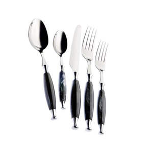 Juego de cubiertos de acero inoxidable gris de 4 piezas duraderos y elegantes con diseño martillado Ideal para cocinas y comedores - Product Image 2