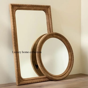 Elegante Marco de espejo de madera tallada con acabado antiguo pulido para lujosas habitaciones de decoración de estilo tradicional - Product Image 1