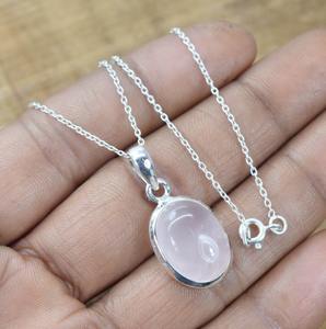 Colgante de cuarzo rosa de Plata de Ley 925, forma ovalada chapada en rodio, piedra preciosa rosa, regalo de boda perfecto con joyería estampada '925' - Product Image 5