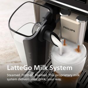 เครื่องชงกาแฟอัตโนมัติ Philips รุ่น 5500 Series พร้อมระบบ LatteGo Milk System และ SilentBrew แรงดัน 15 บาร์ รุ่น EP5544/94 - Product Image 3