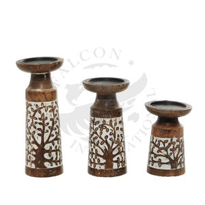 Bougeoir en bois de style créatif pour la décoration intérieure et extérieure - Product Image 1