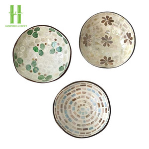 BEST SELLER Bol en coque de noix de coco naturelle, bol en bois pour salade de fruits, vaisselle d'extérieur, bol en bois pour dîner au Vietnam - Product Image 5