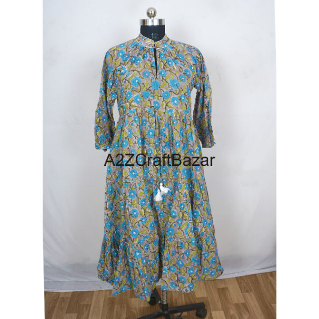 สีเทาเข้ม