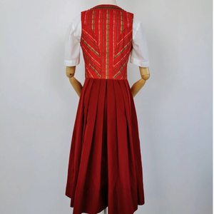 Venta al por mayor señoras Dirndl vestido único estilo bávaro 100% algodón botón frontal patrón sólido tejido frente vestido ecológico - Product Image 3