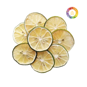 Tranches de citron vert séchées naturellement avec un arôme frais et des couleurs vives utilisées dans les cocktails de thé et la décoration intérieure - Product Image 1