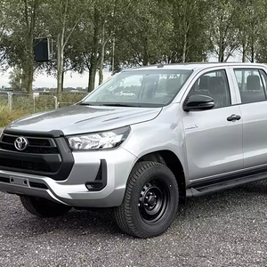 TOYOTA HILUX SR5 DOBLE CABINA 2.8 4WD, PRIMERA MARCHA, USADA, DIÉSEL TURBO 2022, EN PERFECTO ESTADO - Product Image 1