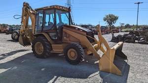 Meilleur chargeur-pelleteuse CAT 420D Turbo d'occasion et neuf de 2001 avec un moteur diesel de 88 CV, transmission intégrale, à prix avantageux - Product Image 5