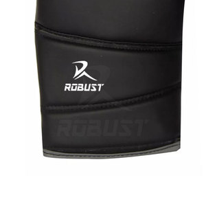 Bolsa de Cuero para Guantes de Boxeo con Cierre de Gancho y Bucle Antideslizante, Diseño Fácil de Colgar para Sesiones de Entrenamiento Estables - Product Image 6