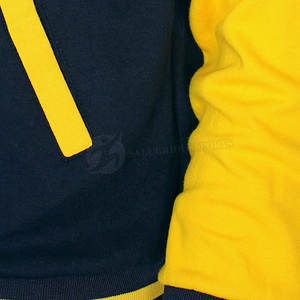 Ropa cálida de Invierno para mujer, chaqueta con letras, ropa transpirable para mujer, chaqueta con letras hecha en Pakistán - Product Image 4