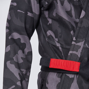 Jitsu BJJ GI แบบชาวบราซิลที่มีคุณภาพสูงมีความทนทานและน้ำหนักเบาเหมาะสำหรับการฝึกซ้อมและการแข่งขัน - Product Image 5