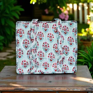 Petit sac fourre-tout matelassé indien Sacs à main en coton de haute qualité avec poche à fermeture éclair à double poignée et fermeture pour les achats d'été - Product Image 1