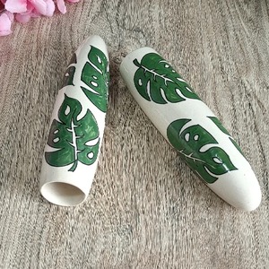 Juego de jarrón magnético de cerámica pintado a mano para decoración de nevera o espacios de oficina y regalo único disponible para suministro al por mayor - Product Image 4