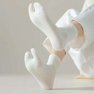 Chaussettes Crew en tricot éponge confortable unisexe coton mélangé Standard séchage rapide décontracté respirant automne sport chaussettes à la mode - Product Image 5