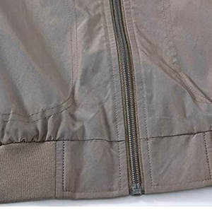 Trouvez des détails complets sur blouson d'aviateur en satin de polyester 100% de couleur unie personnalisé en gros du fabricant OEM - Product Image 3