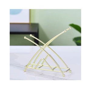 Porte-mouchoirs en fil métallique moderne et durable pour le comptoir de la cuisine, le salon et la table à manger. - Product Image 1