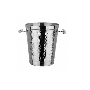 Cubo de hielo martillado de acero inoxidable y botella de agua Cubo de hielo de forma ovalada hecho a mano para uso en eventos de boda - Product Image 2