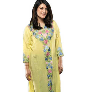 Robe mince d'été surdimensionnée en dentelle solide avec surpiqûres élégantes à manches trois-quarts Dernier modèle de manches trois-quarts pour femmes - Product Image 2