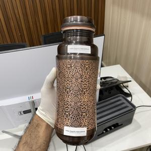 Botella de agua Jumbo de cobre puro con acabado antiguo de 1300ml para uso en exteriores. IEI 7 - Product Image 5