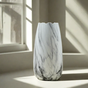 Vase à fleurs en céramique Pluto Boho Design contemporain pour bureau à domicile ou hôtel Vase en céramique moderne élégant - Product Image 6