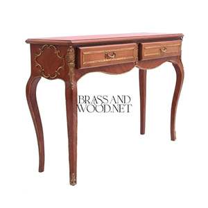 Mesa Consola Clásica de Madera de Lujo con Detalles en Latón - Product Image 4