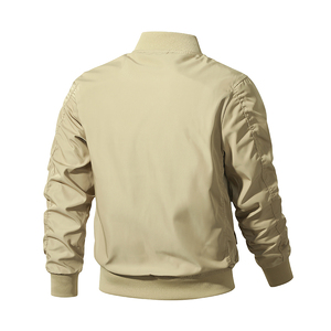 แจ็คเก็ตบอมเบอร์ฤดูหนาวปี 2025 สำหรับผู้ชาย สไตล์อเมริกันเรโทร แบบเบสบอล มีหลายกระเป๋า กันลม ระบายอากาศได้ดี - Product Image 6